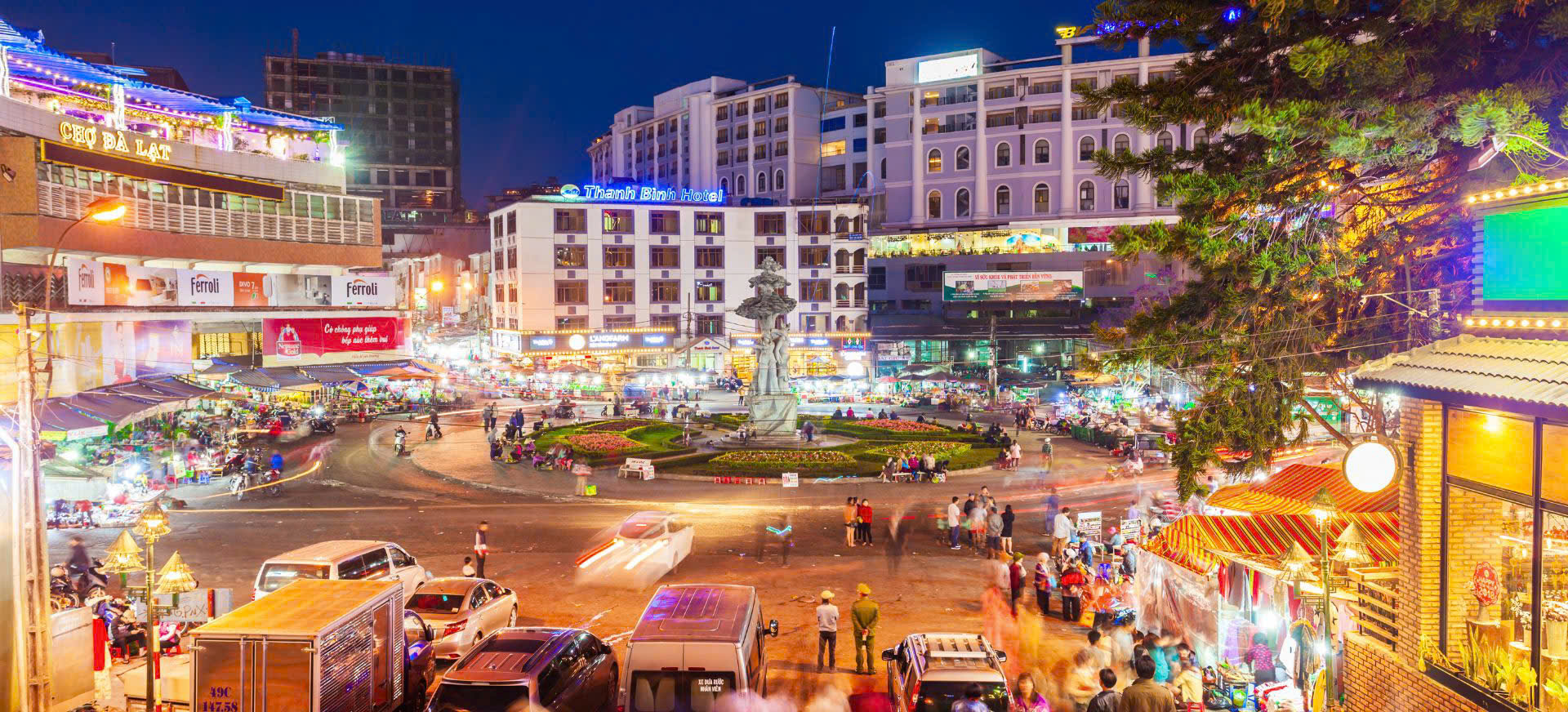 Chợ đêm Đà Lạt