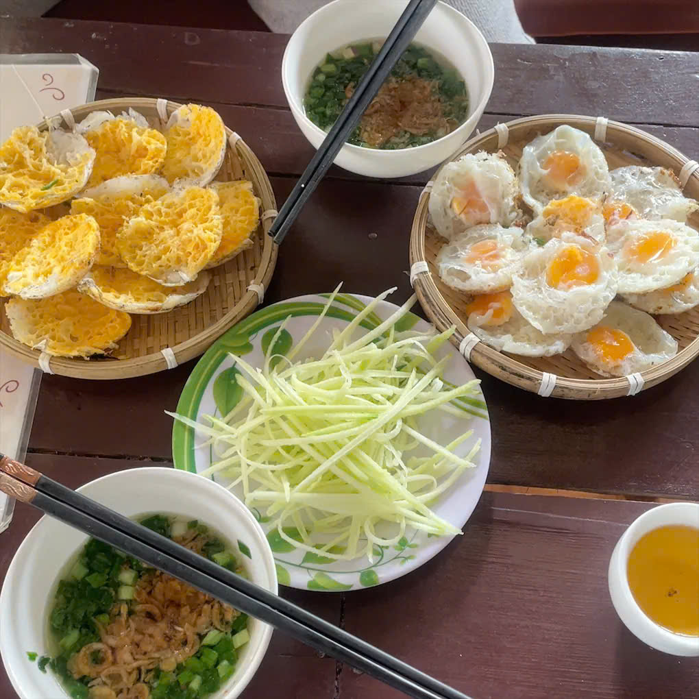 Bánh căn