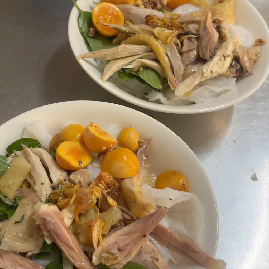 Bánh ướt lòng gà